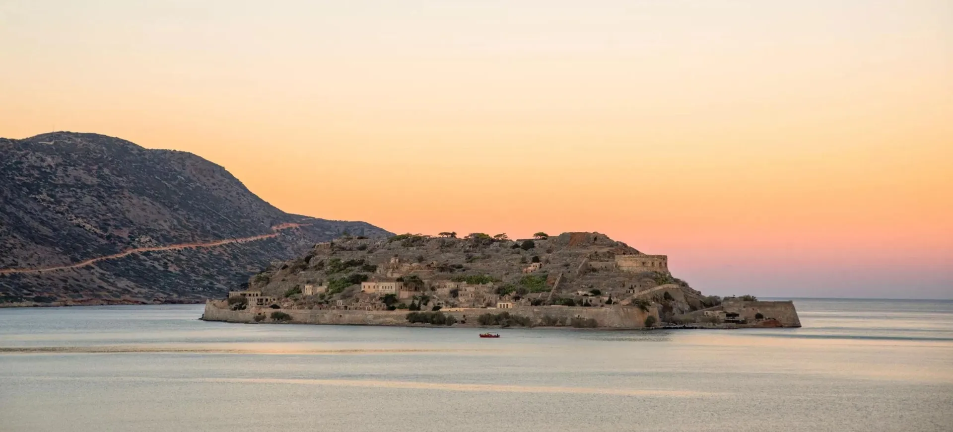 luxury resorts in Elounda